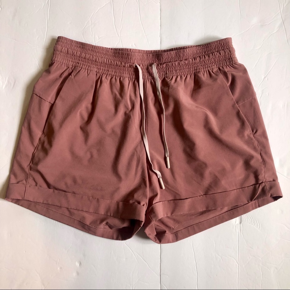 Lululemon Spring Break Away Size 6